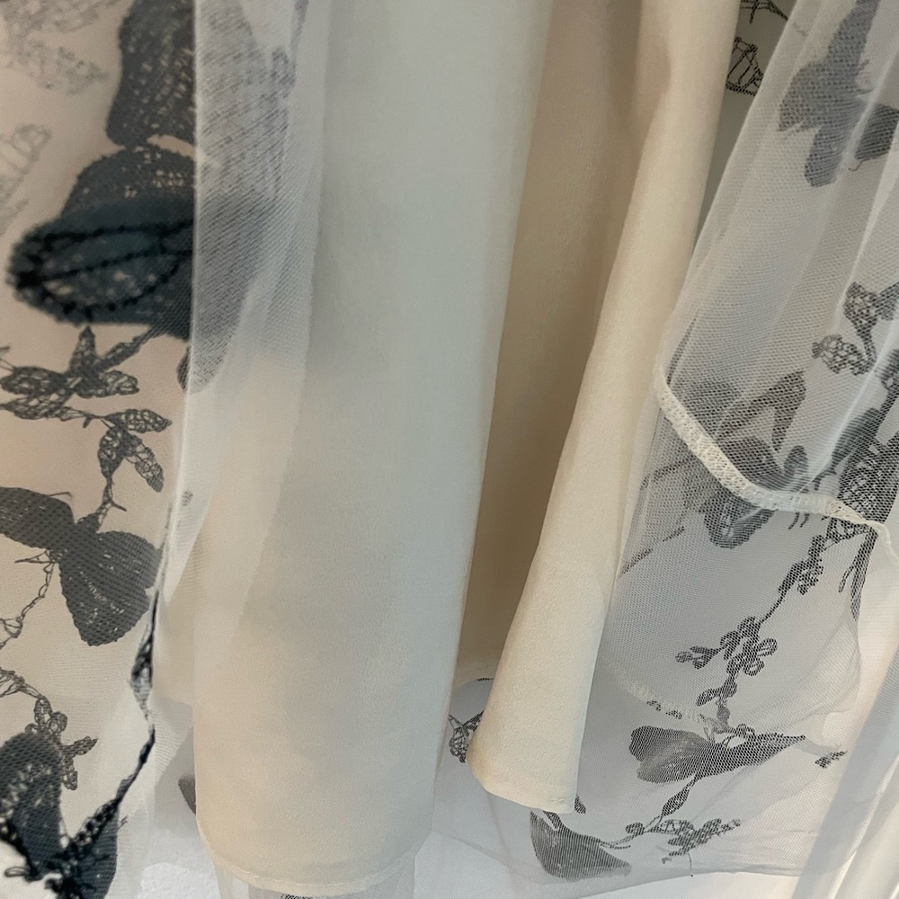 Chic Black Floral Embroidered Cream Skirt - Picture 6 of 8